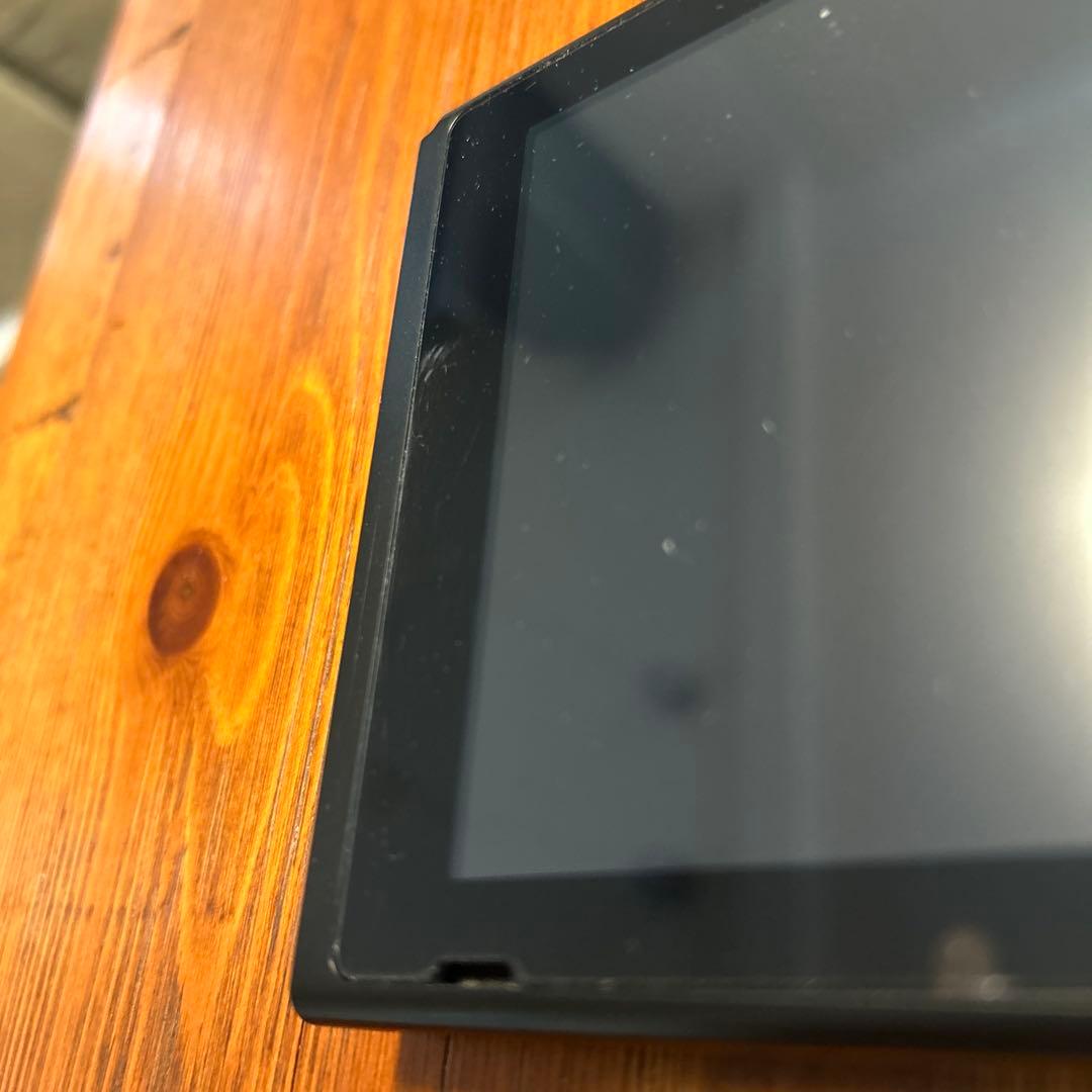 Nintendo Switch 本体（コントローラーは交換後です）