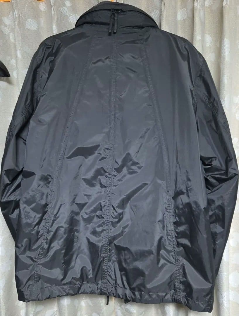 ISSEY MIYAKE グレー ナイロンジャケット