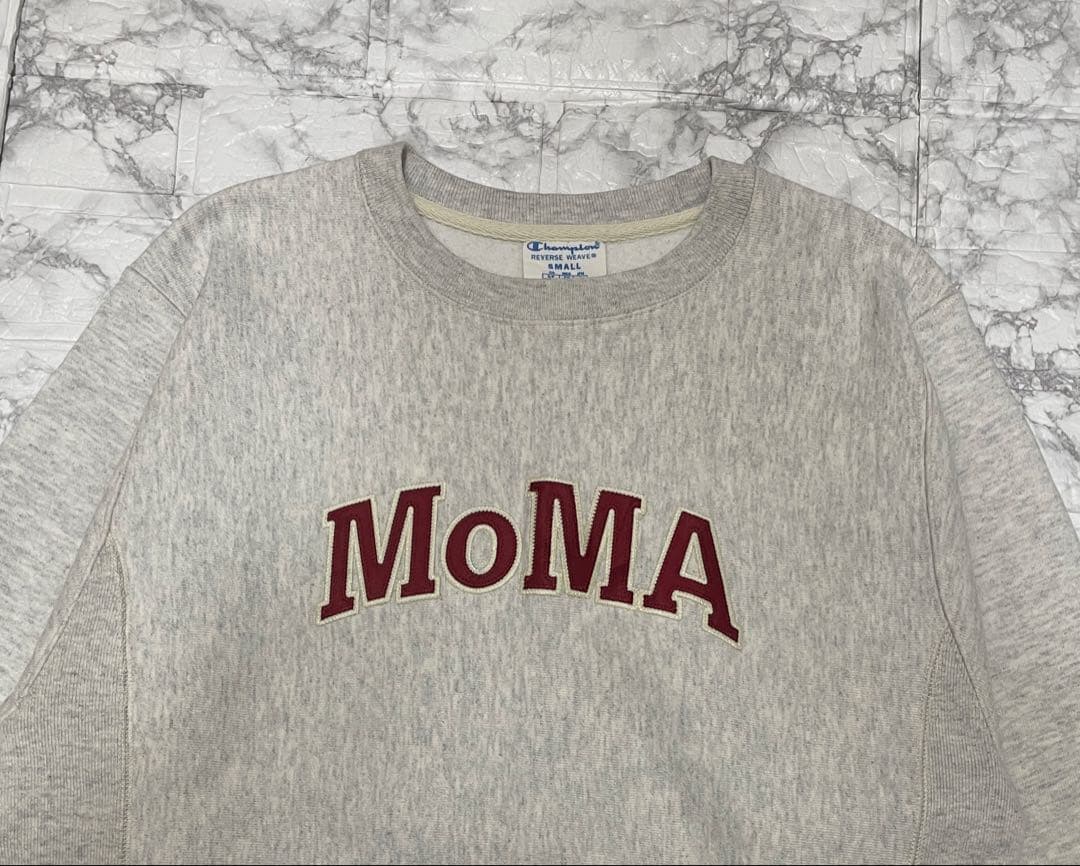 U144 Sサイズ　チャンピオン　クルーネックスウェットMoMA Edition