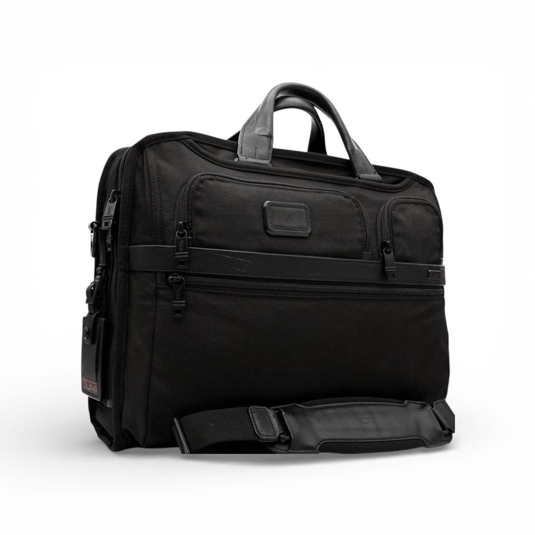極美品 TUMI アルファ2 26114D2 ビジネスバッグ 黒 A4 PC可