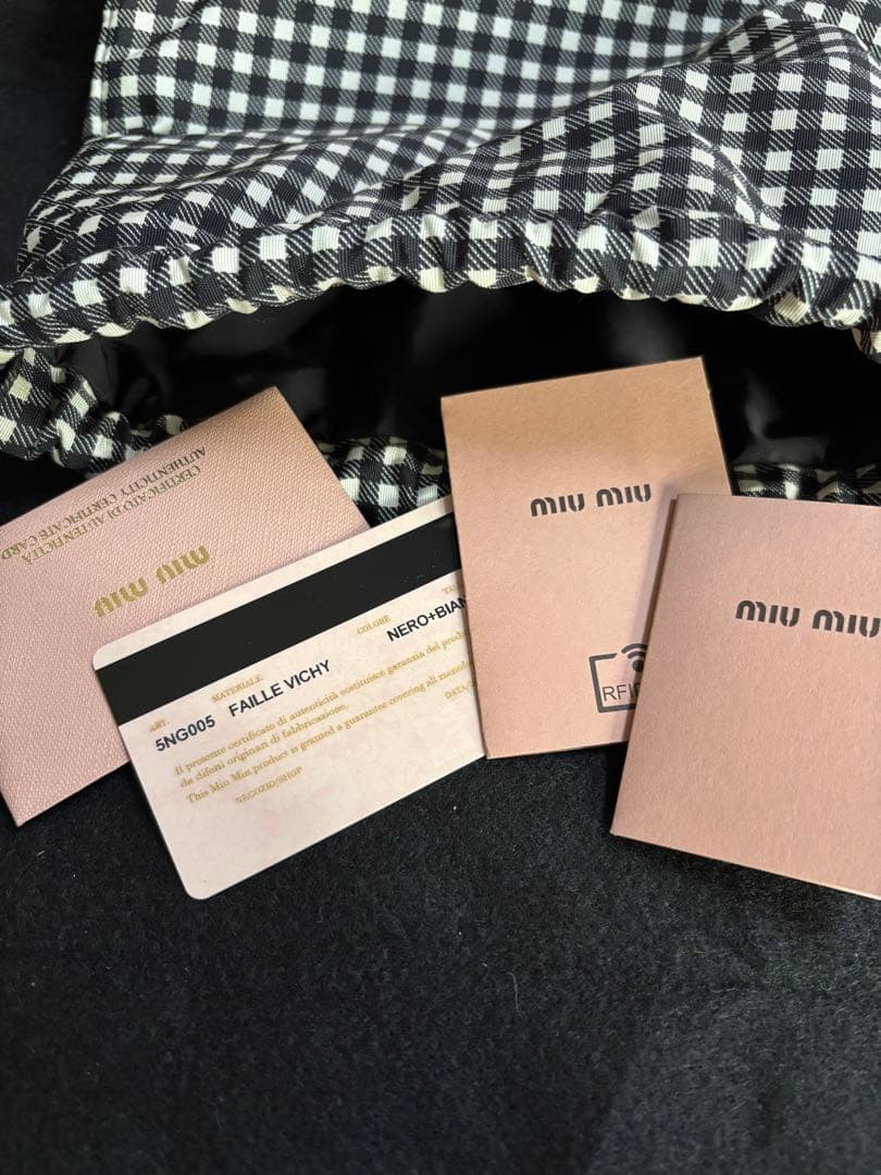miu miu 巾着　バッグ