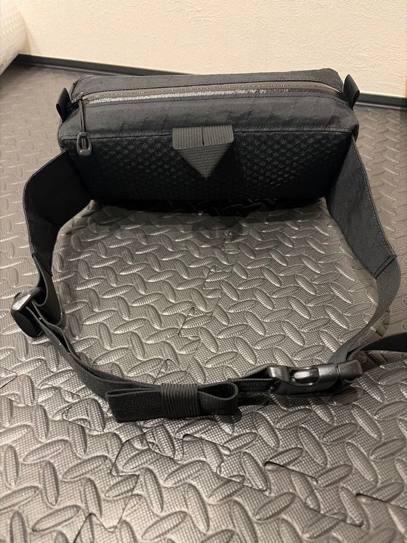 バッグ SWIFT INDUSTRIES anchor hip pack