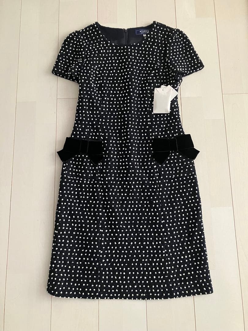 未使用 エムズグレイシー 40 立体ドット ポンポン ツイードワンピース 白黒