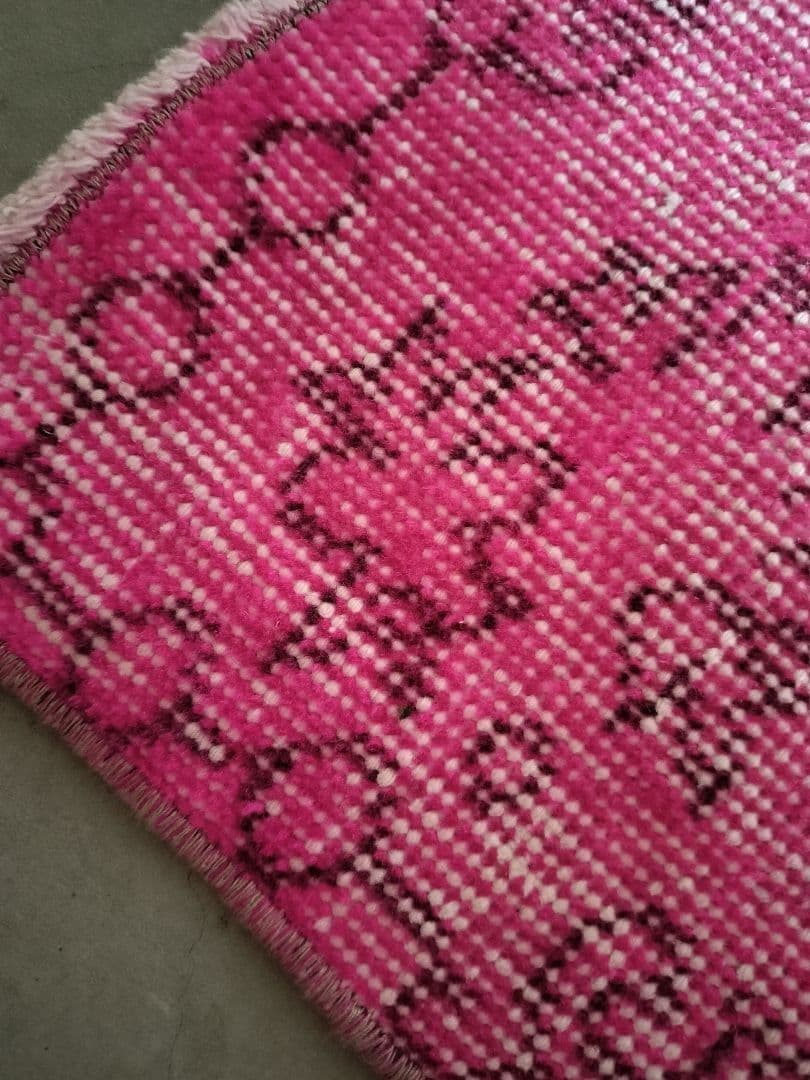 【よし乃】レア/キャンディピンクのヴィンテージトルコラグ　No.663