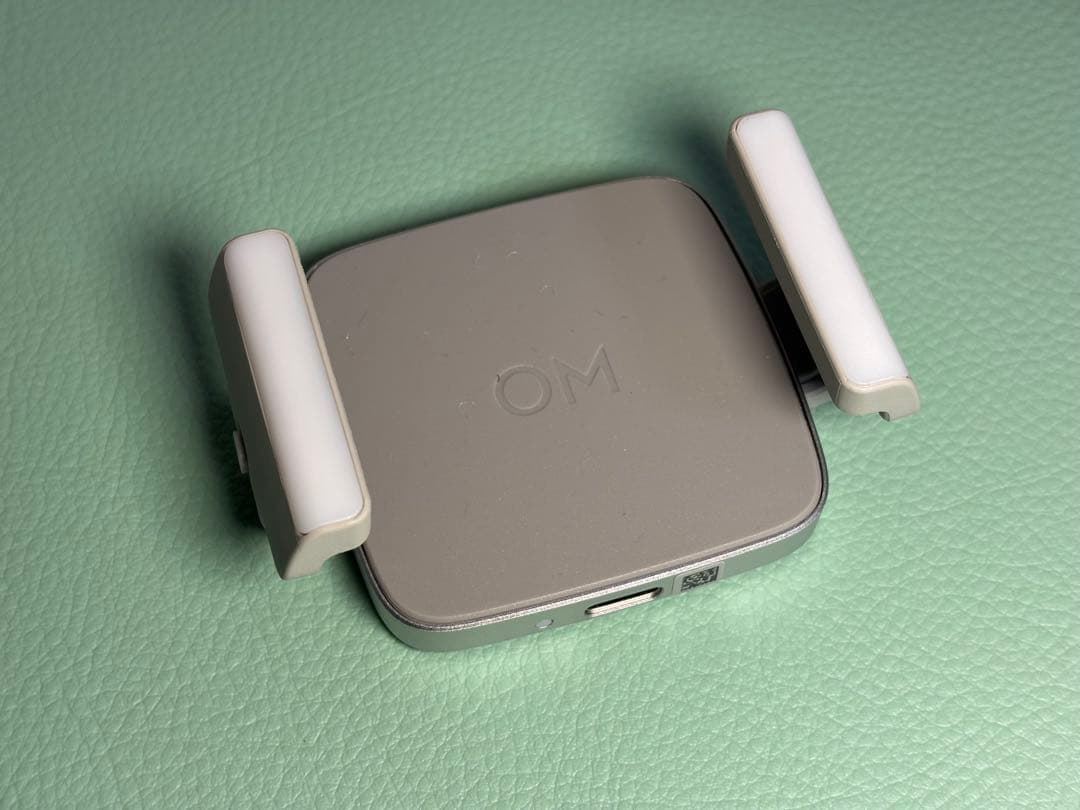 DJI Osmo Mobile 6 スタビライザー ケース&補助ライト付き