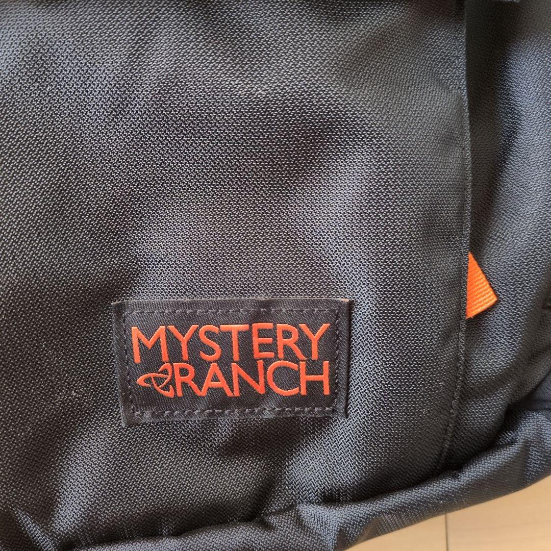 MYSTERY RANCH ブラックショルダーバッグ