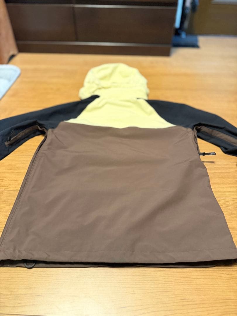 VOLCOM GORE-TEX プルオーバー