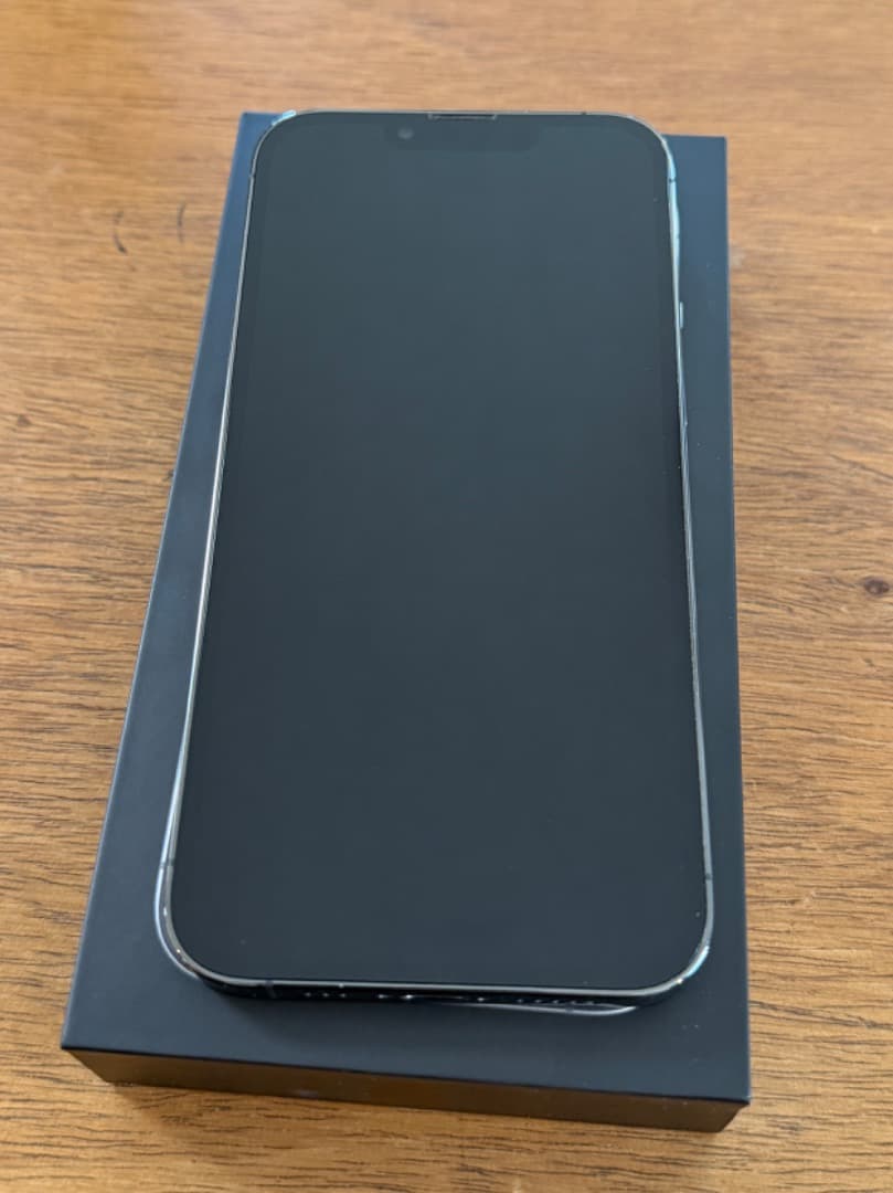 Apple iPhone 13 Pro 256GB バッテリー89％