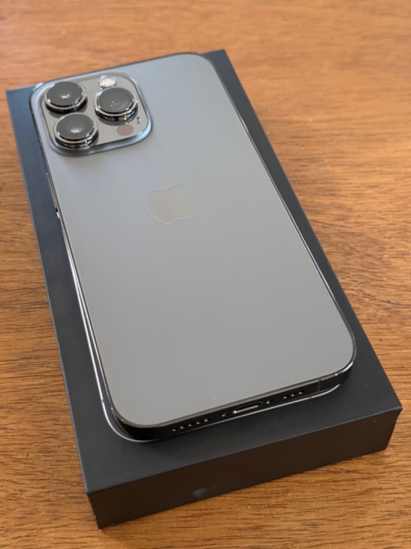 Apple iPhone 13 Pro 256GB バッテリー89％