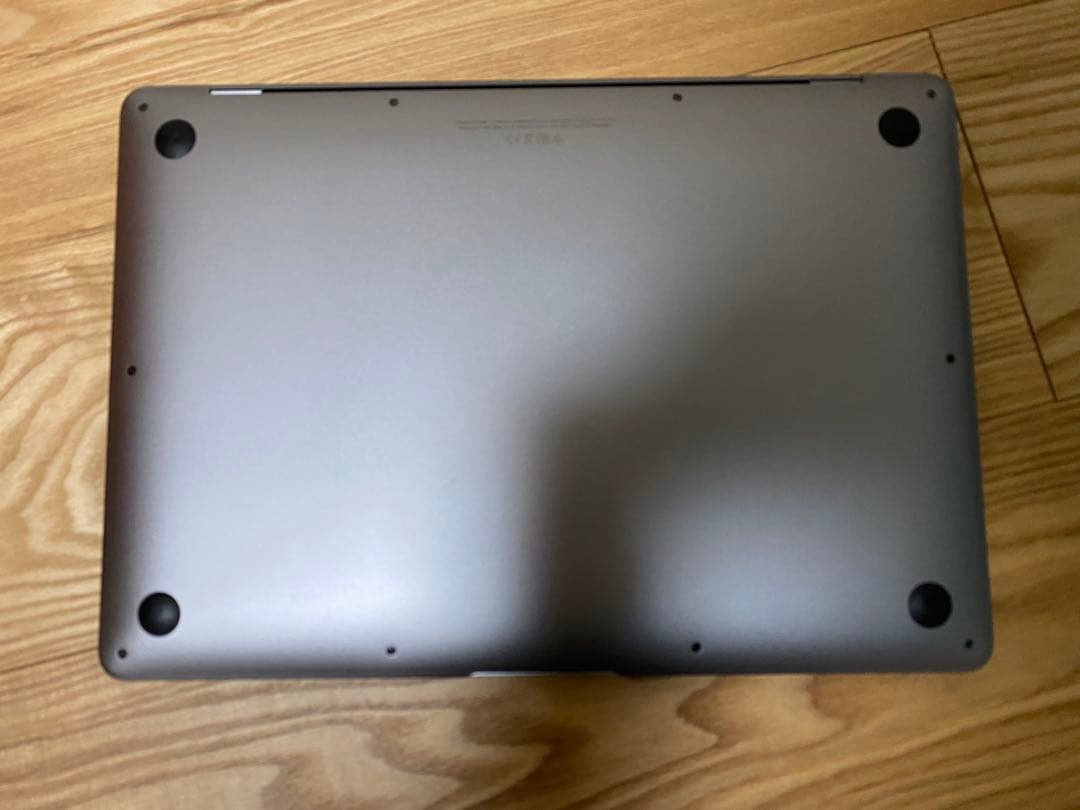 週末セール【美品】MacBook Air M1 8GB / 512gb