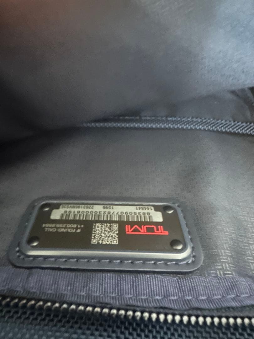 TUMI SHIPS別注モデル エクスパンダブル スクエア スリムトートバッグ