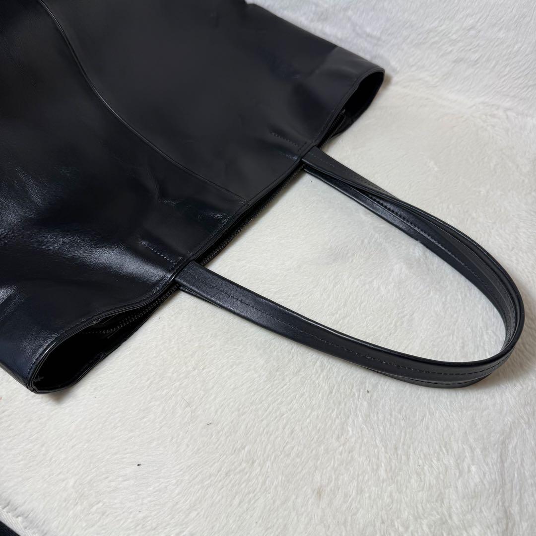 UNITED ARROWS ファンクショナル レザートートバッグ　黒　A4