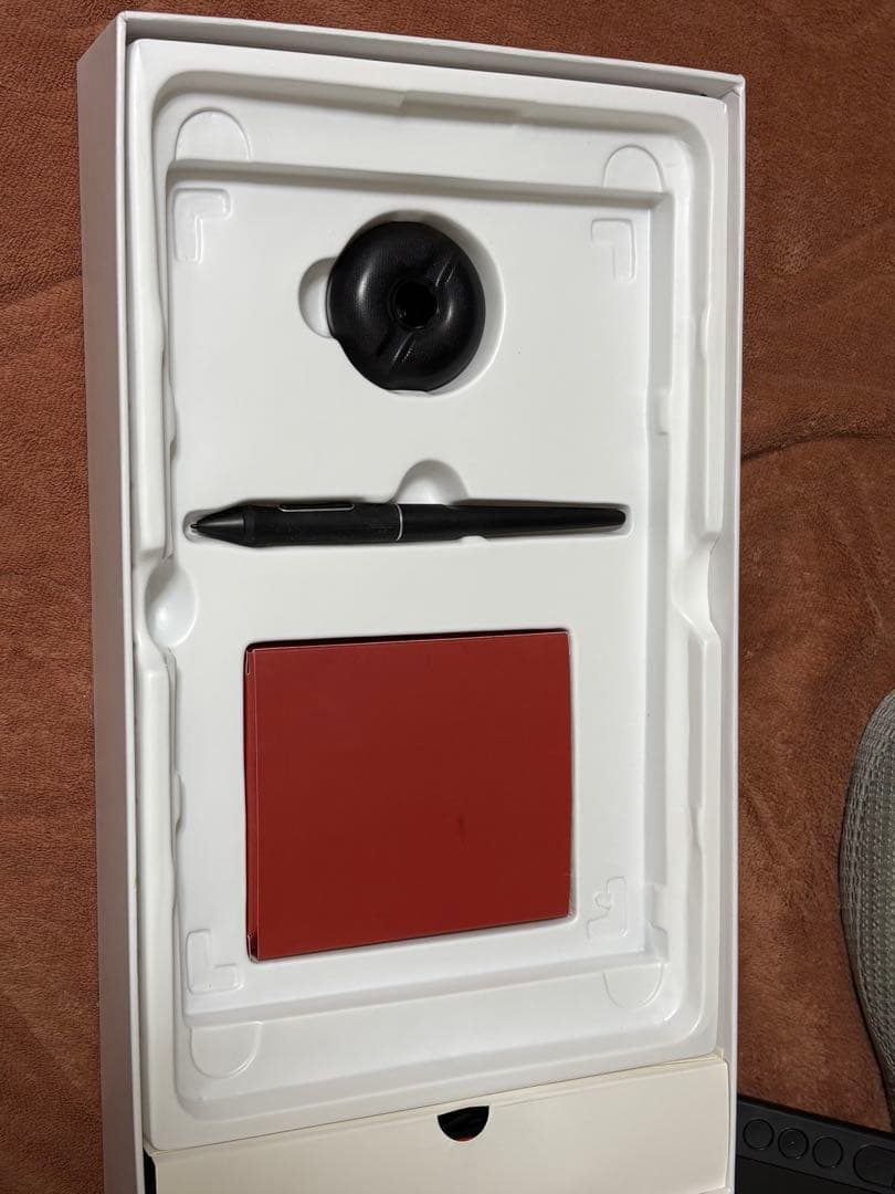 【えむ】Huion kamvas 12