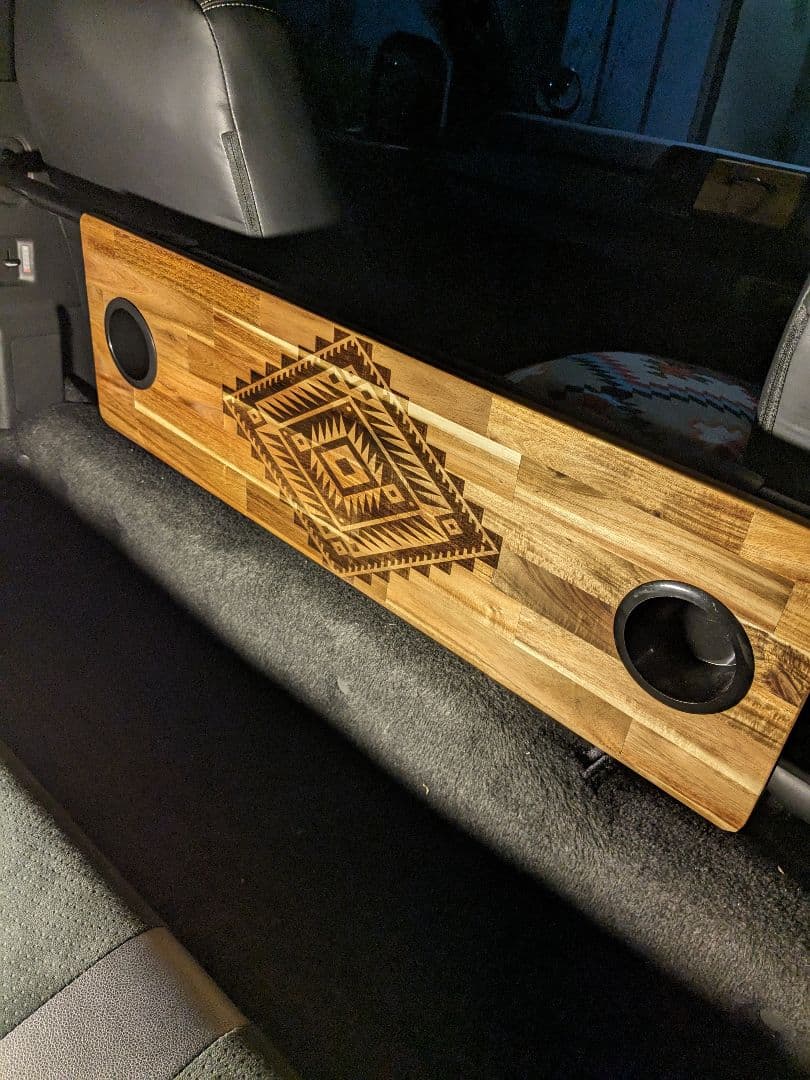 ハイエース　セカンドシートテーブル　オルテガ柄　ネイティブ柄　車中泊　キャンプ