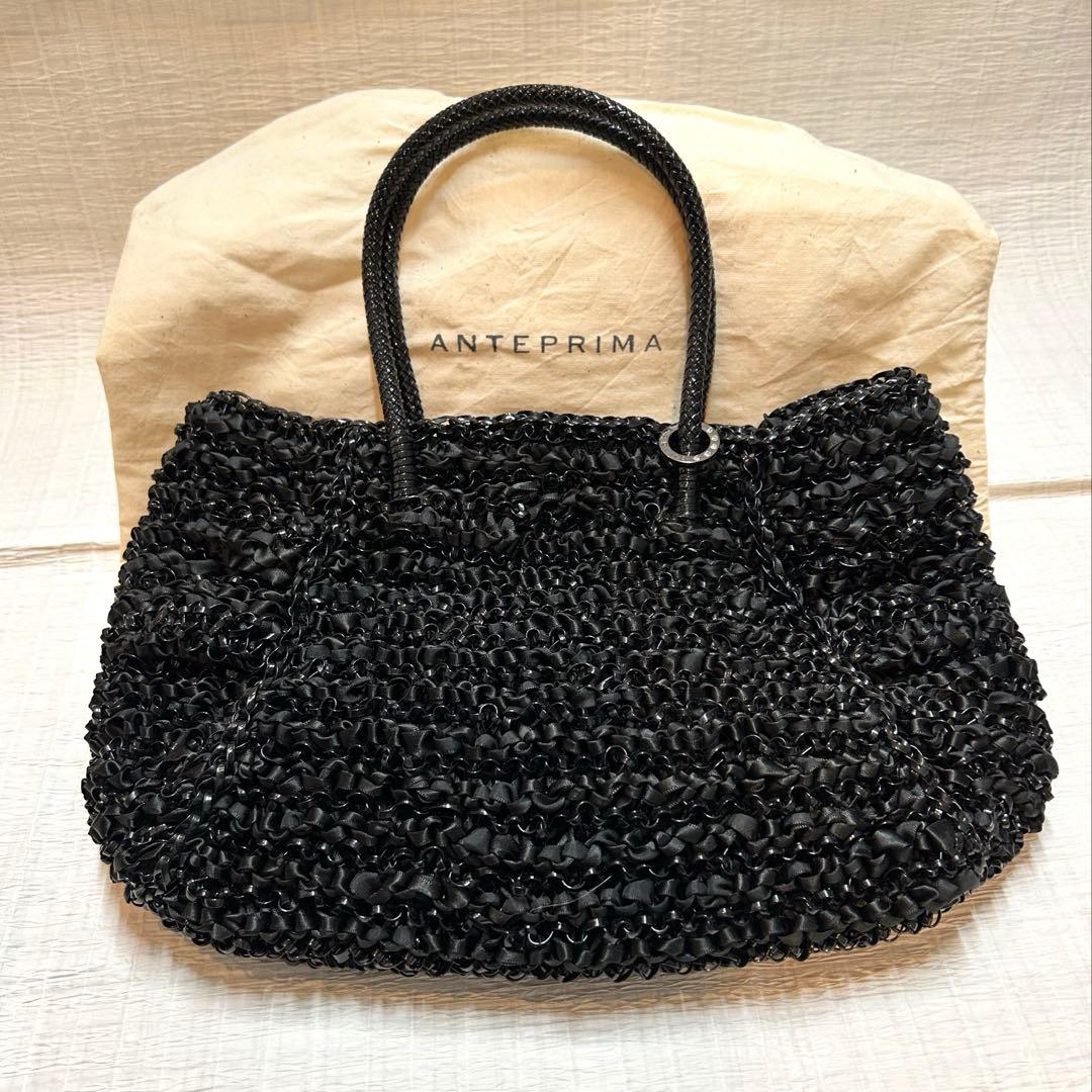 アンテプリマ 手提げバッグ ブラック