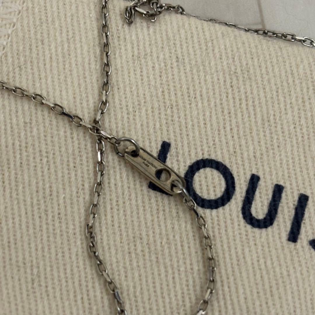 ルイヴィトン コリエ チャームズ Vスクエア ネックレス　メンズ