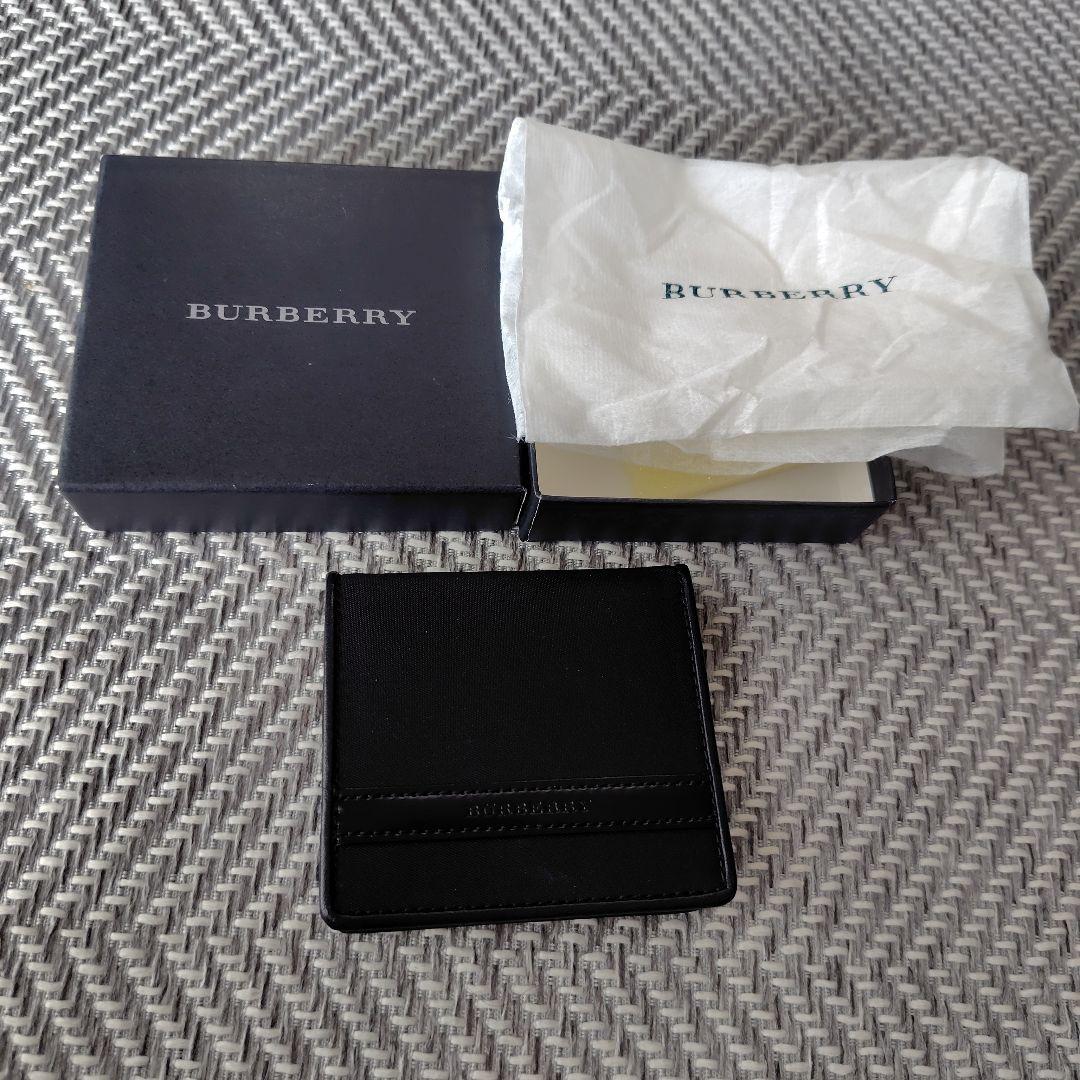 【美品】BURBERRY　ケース