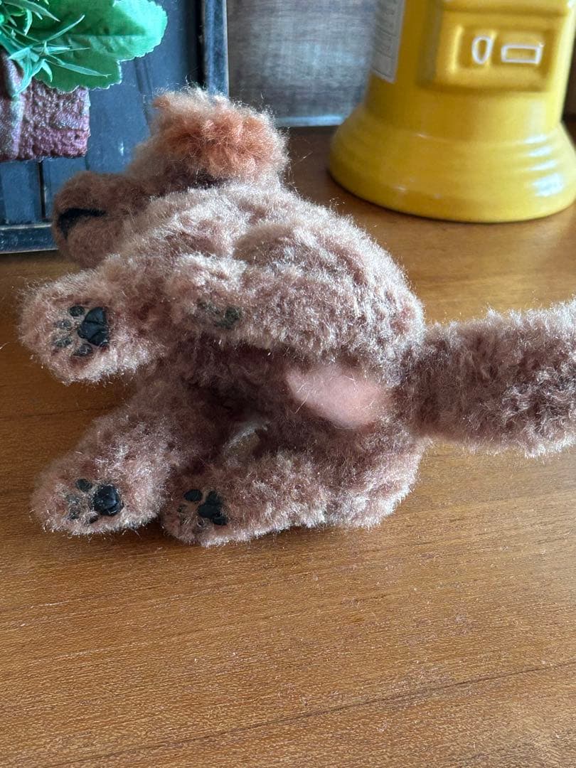 羊毛フェルト　ハンドメイド　犬トイプードル　な〜に？　サイズ(中)