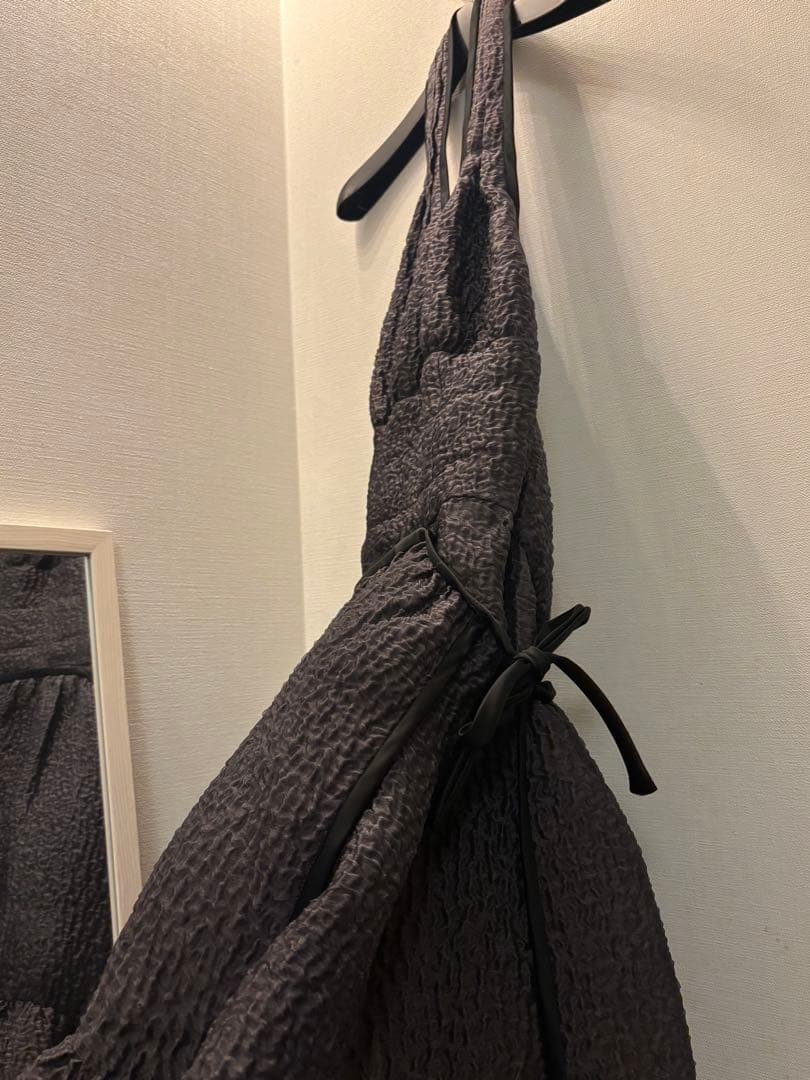 PRADA ホルターネックワンピース