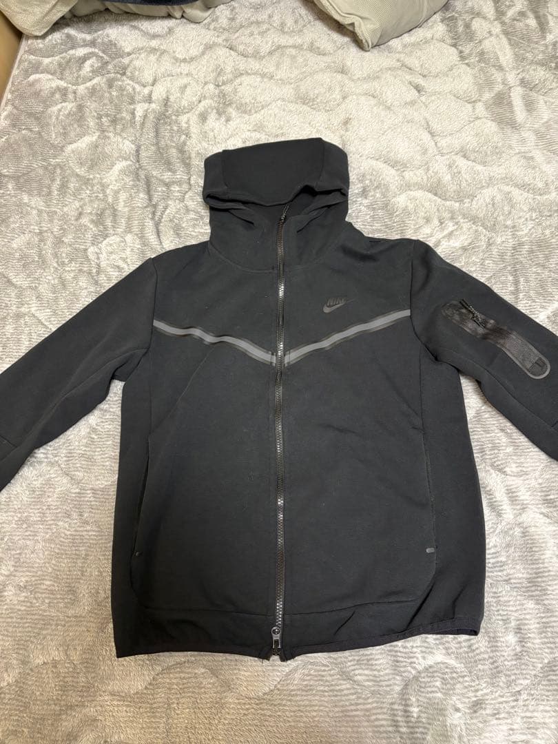 [美品]Nike テックフリース フルジップパーカー ブラック Mサイズ
