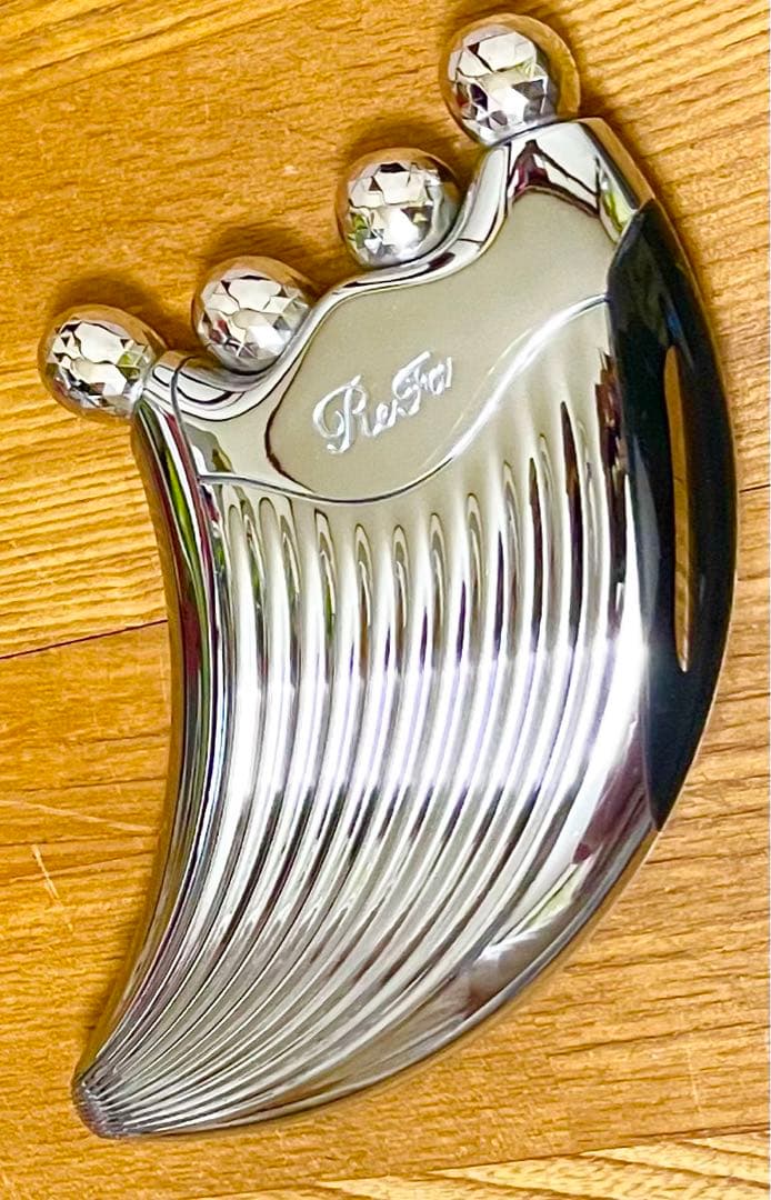 ほぼ未使用★ReFa 4 CAXA RAY リファ　フォーカッサレイ