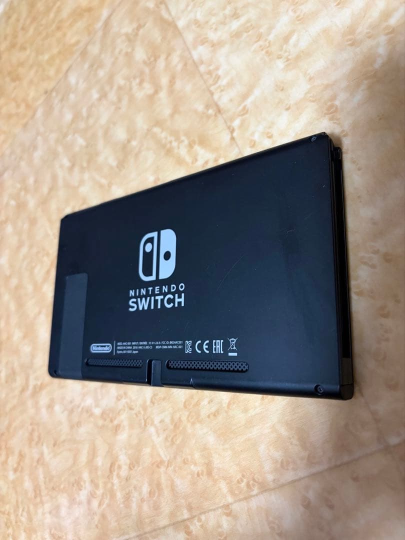 p*5様 Nintendo Switch 本体 ACアダプター付き