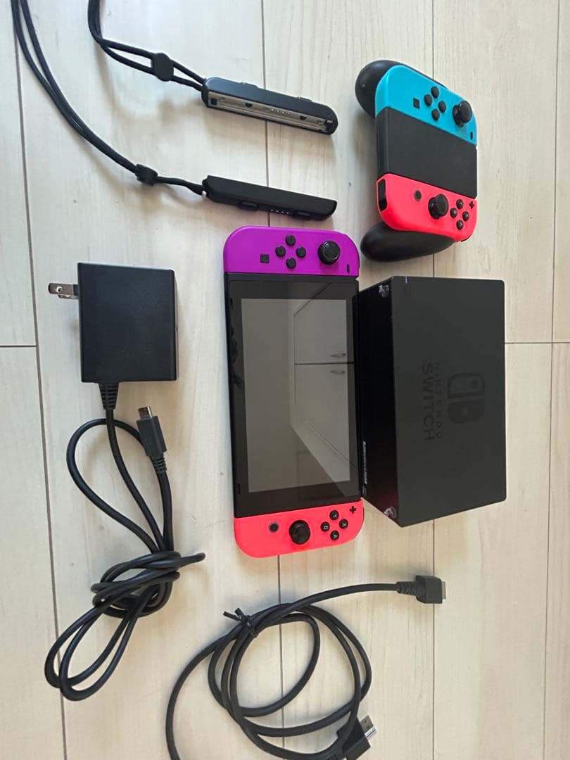 Nintendo Switch 本体 ピンク/青 Joy-Con4つ付き