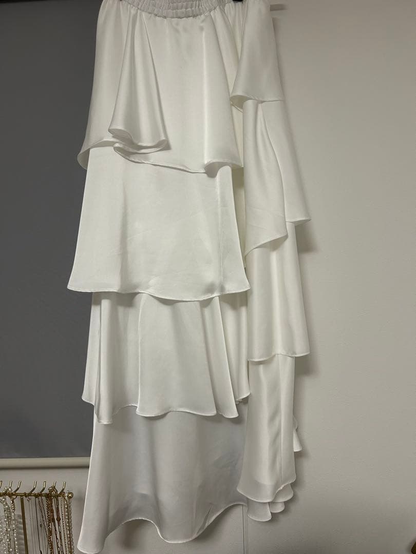 完売品FRAY I.D サテンランダムティアードスカート