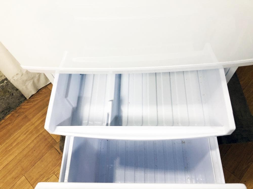 30日迄！送料無料★SHARP　冷凍冷蔵庫【SJ-14E5-KW】