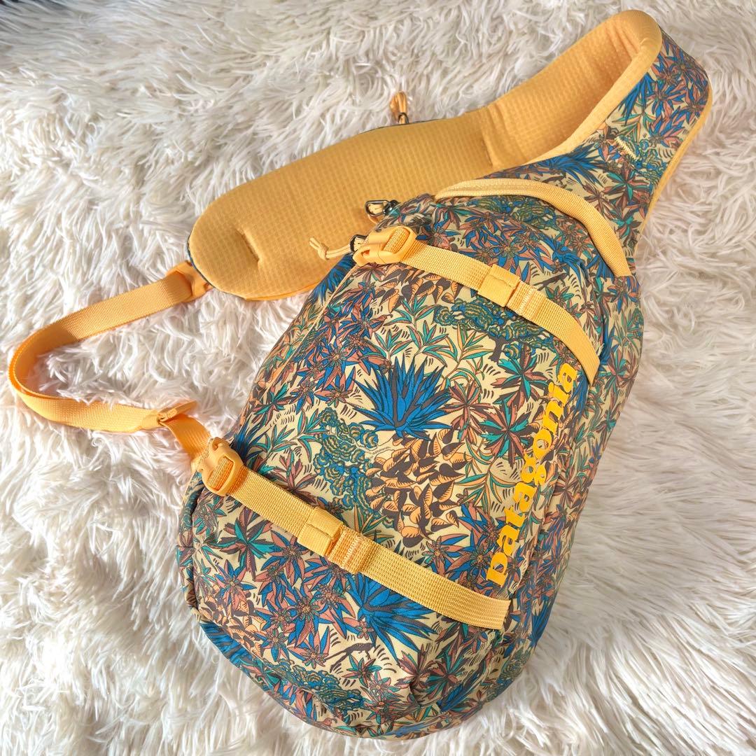 【廃盤カラー】パタゴニア　ボディバッグ　ショルダーバッグ　アトムスリング y2k