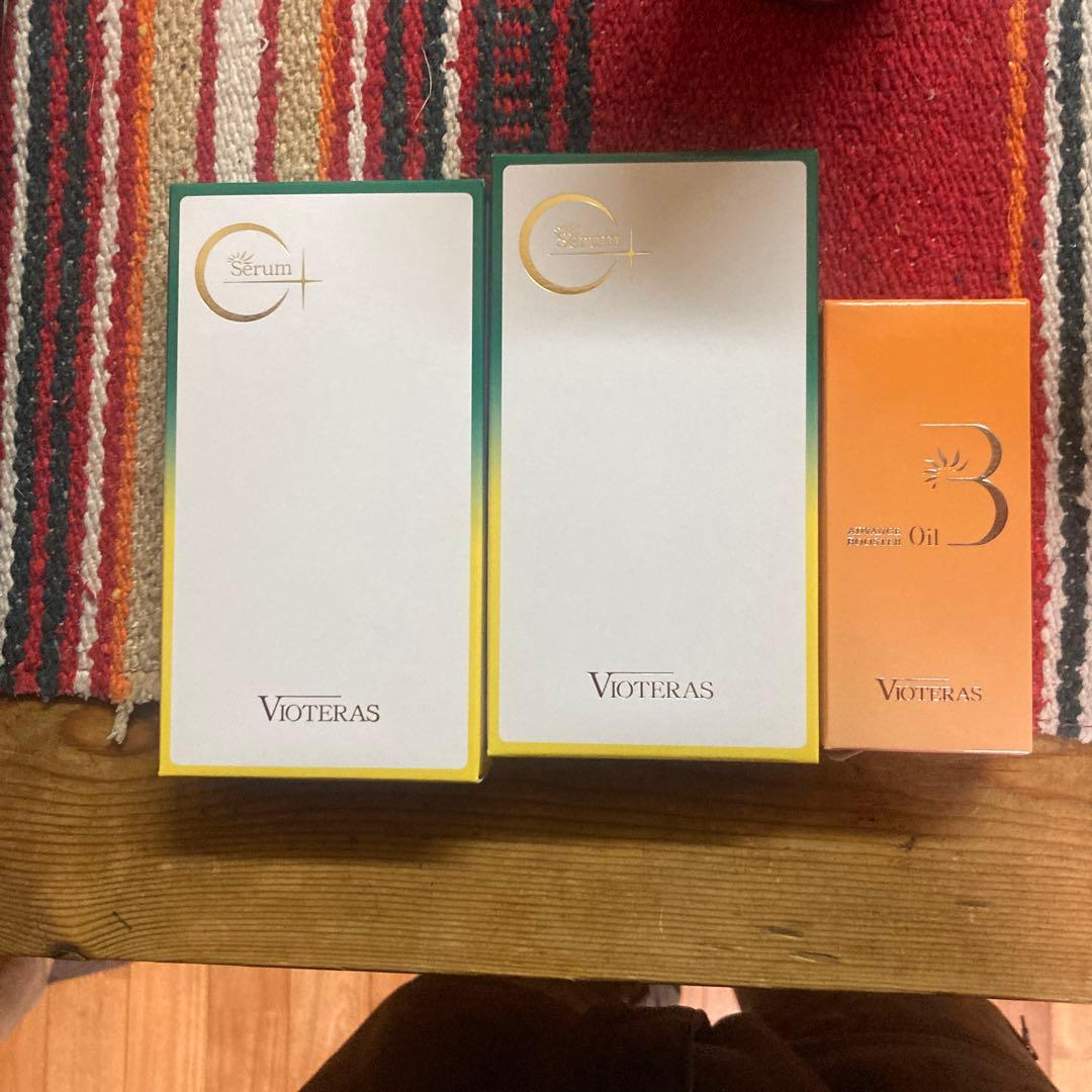 VIOTERAS 美容液 70ml 2本セット　付属品1本