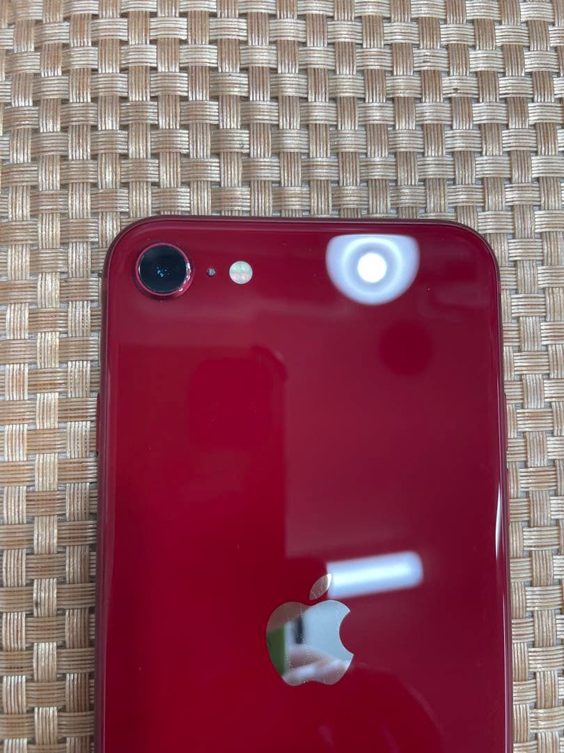 iPhone SE 第3世代 64 GB レッドSIMフリー【2111】