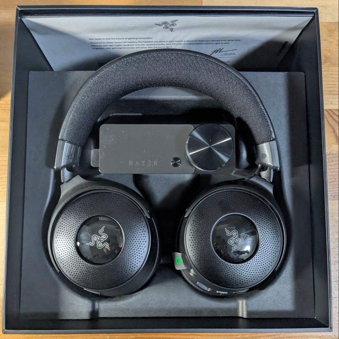 ヘッドホン Razer Kraken V4 Pro RZ04-05160100-R3M1