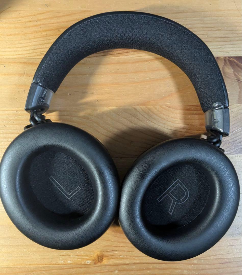 ヘッドホン Razer Kraken V4 Pro RZ04-05160100-R3M1