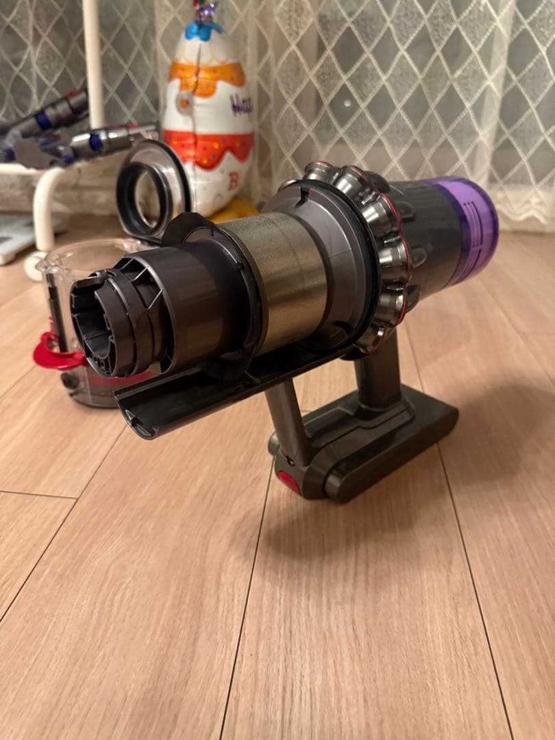 dyson V11 SV14掃除機 クリーニング済 美品