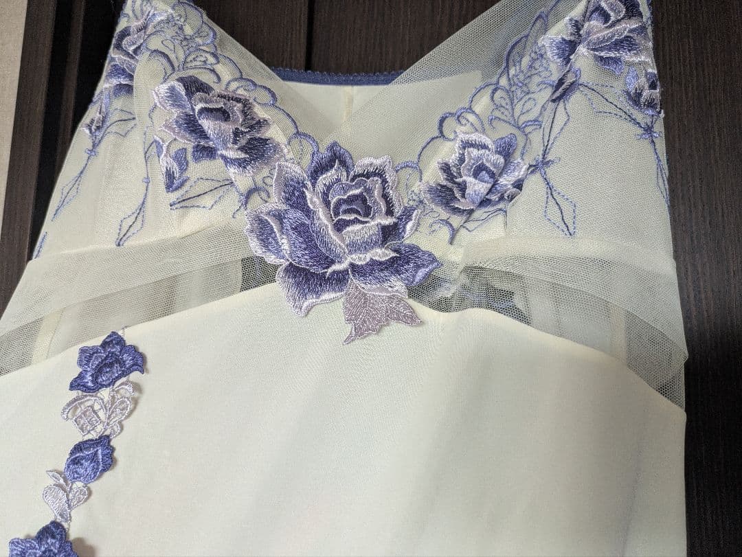 【美品2点】サルート⭐花柄刺繍 スリップ2点セット⭐貴重Ｌサイズ