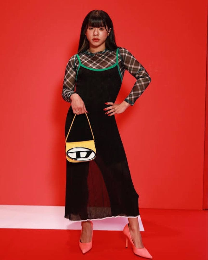 DIESELリブ編みベージュオレンジキャミソール とうあ着用