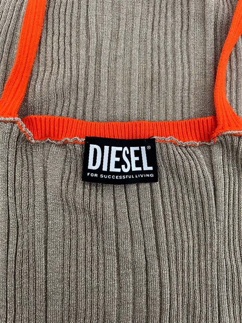 DIESELリブ編みベージュオレンジキャミソール とうあ着用