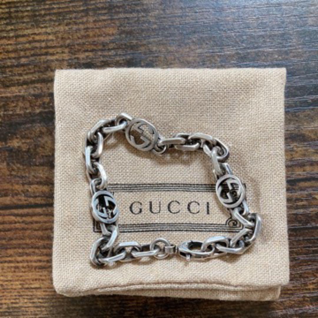 [かのん]GUCCI シルバー ロゴチェーンブレスレット