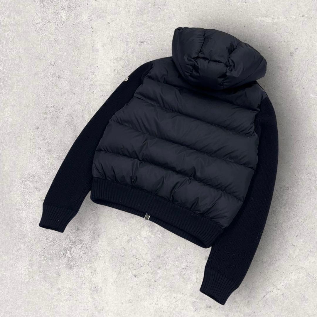 12001【美品・QR鑑定済み】モンクレール　ニット × ダウンジャケット