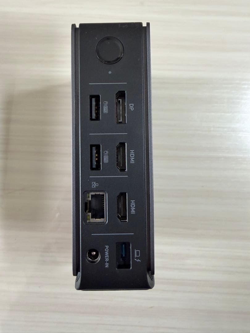 Anker Nano ドッキングステーション (13-in-1, 着脱式)