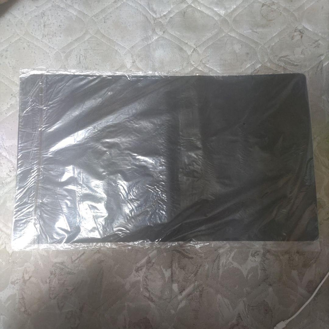 遊戯王　海外公式　サイバースクロックドラゴン　プレイマット　未開封品