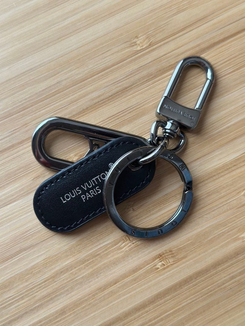 Louis Vuitton キーリング ブラック