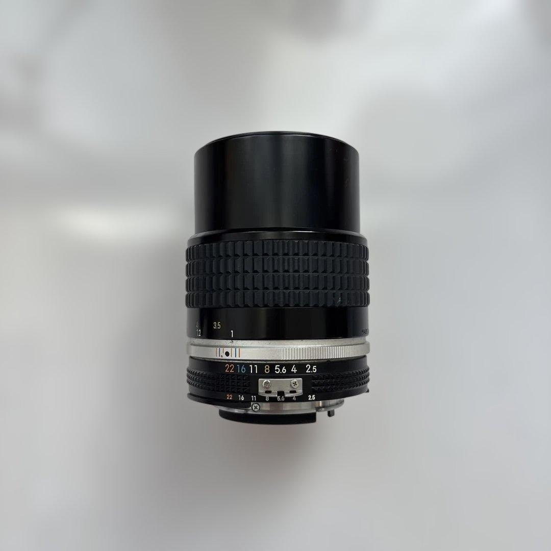 NikonレンズNIKKOR 105mm f2.5