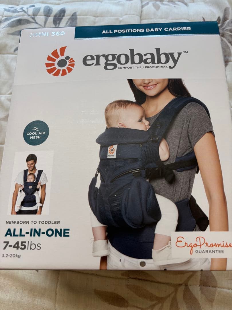 新品　ergobaby OMNI 360 クールエアーメッシュ　 　抱っこひも