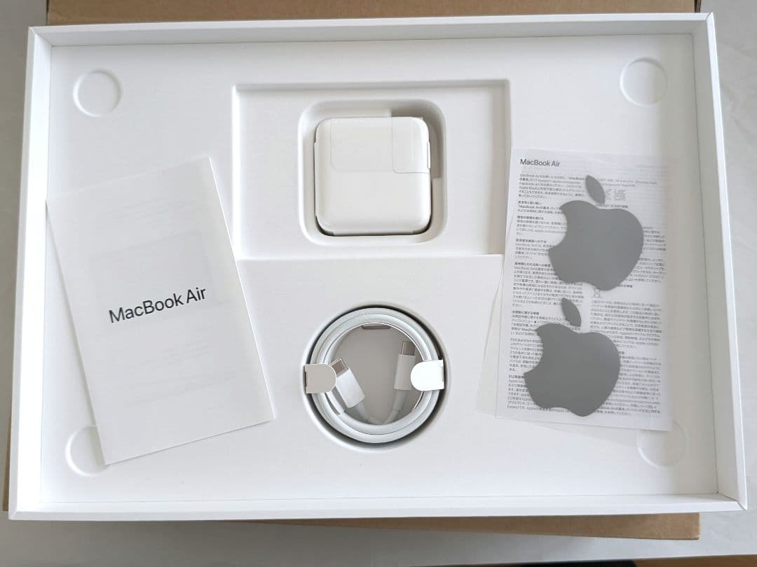 Apple MacBook Air M1スペースグレイ 本体
