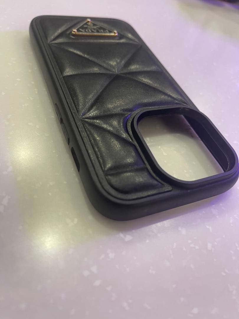 PRADA iPhone14Pro用ケース ブラック キルティング