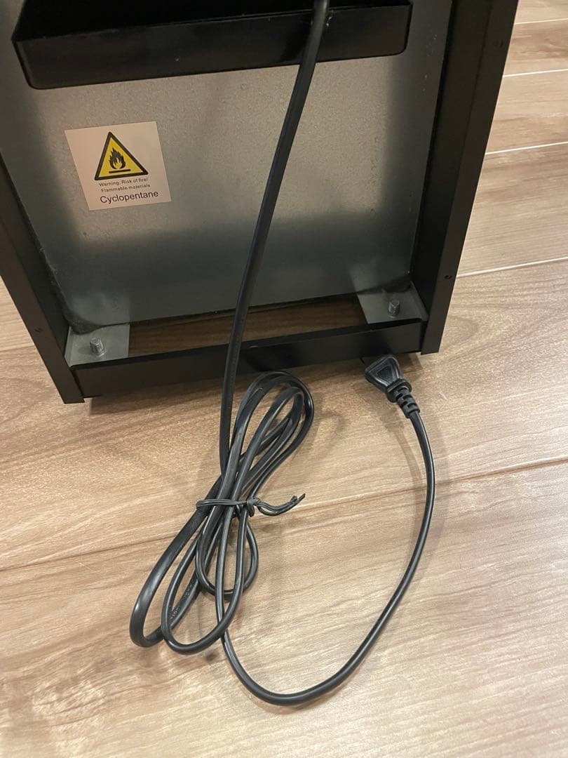 ◆美品◆WIEワインクーラー　静音式　ペルチェ式　ワインセラー