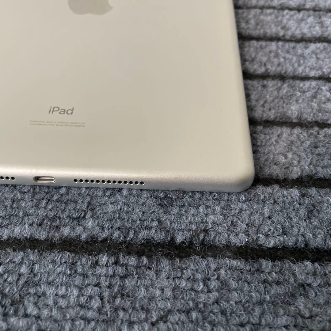75【早い者勝ち】 iPad 7世代 32GB Wi-Fi シルバー