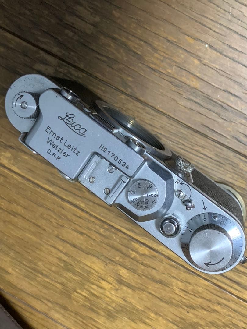 ☆Leica カメラ 本体+ケースのみ☆